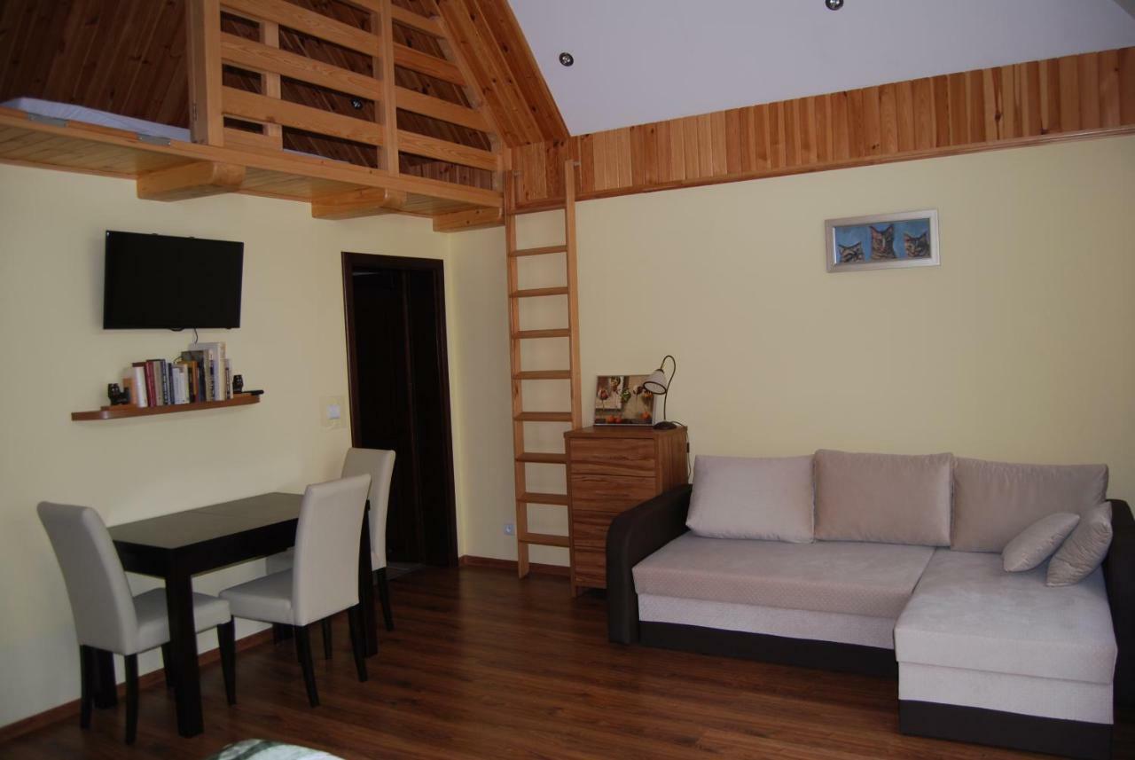 Villa Jura Pokoje Goscinne Zarki 외부 사진